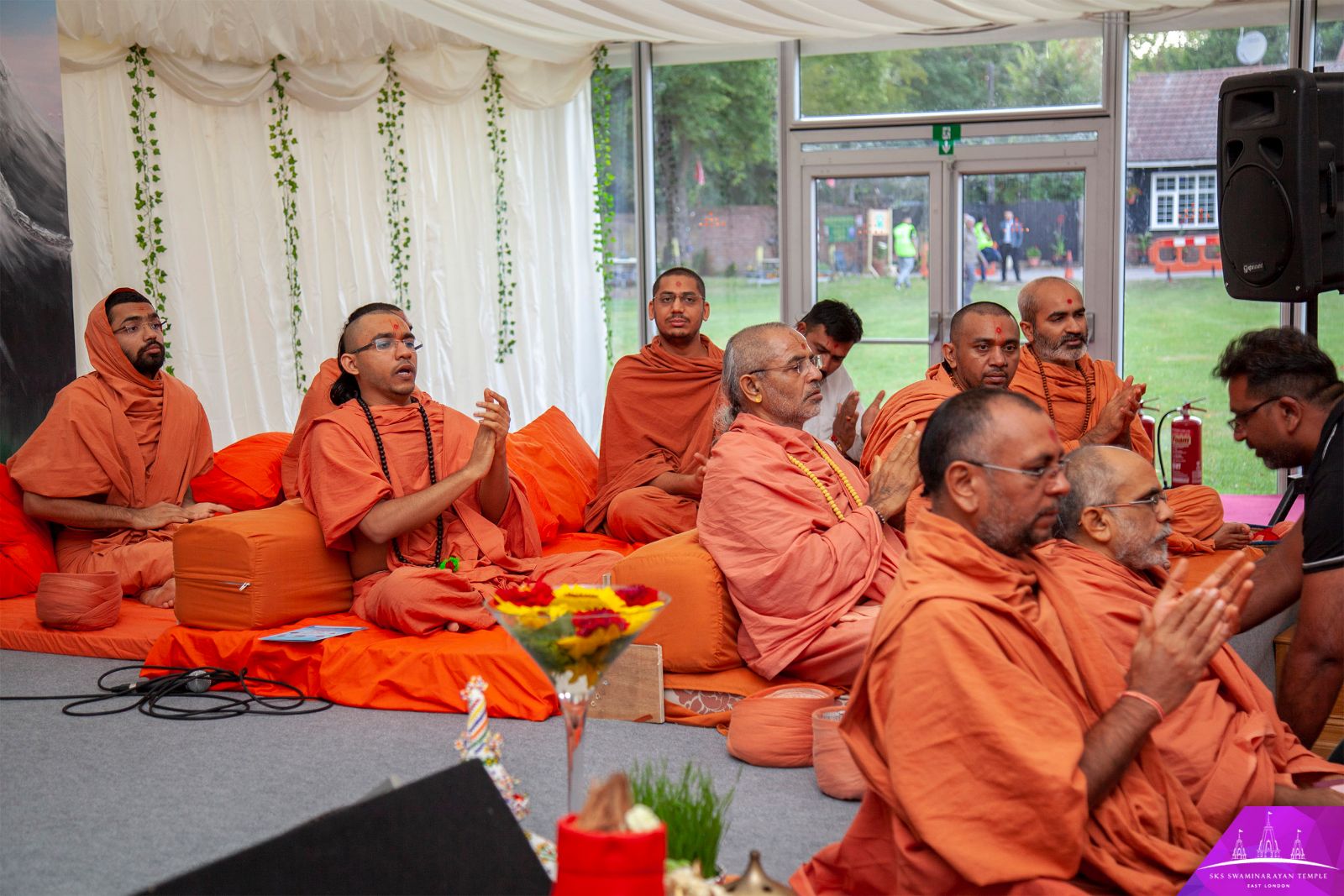 ©1987-2017 SKS Swaminarayan Temple East London